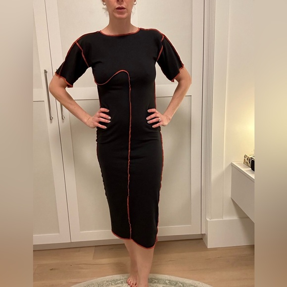 Black fitted Dress - Picture 2 of 5